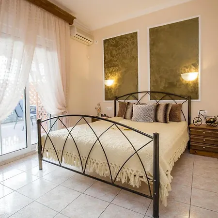 Markos 2 Apartahotel