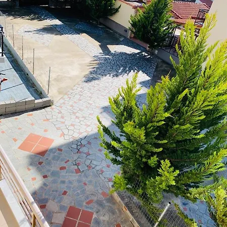 Markos 2 Apartahotel